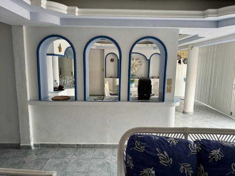 Blue Coast With Pool And Ocean View 10 To 35 P Villa Acapulco Buitenkant foto